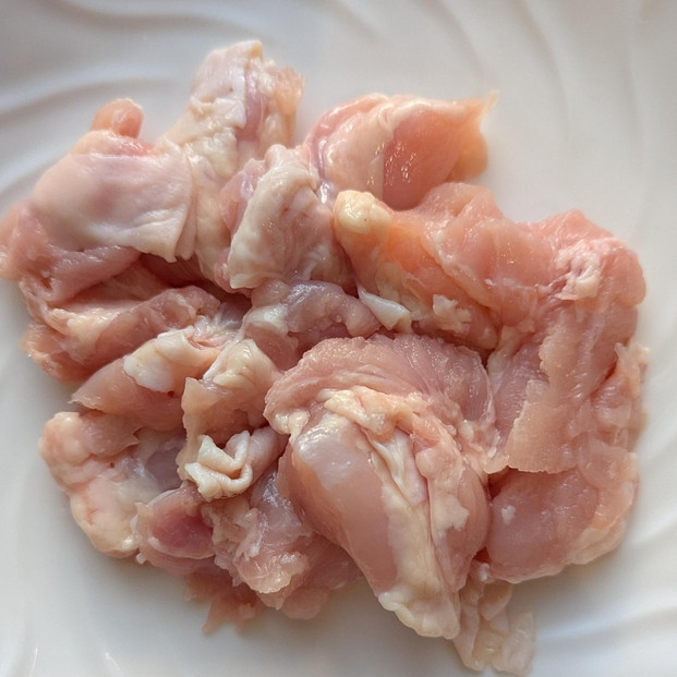 はかた地どり 肩肉(1kg)