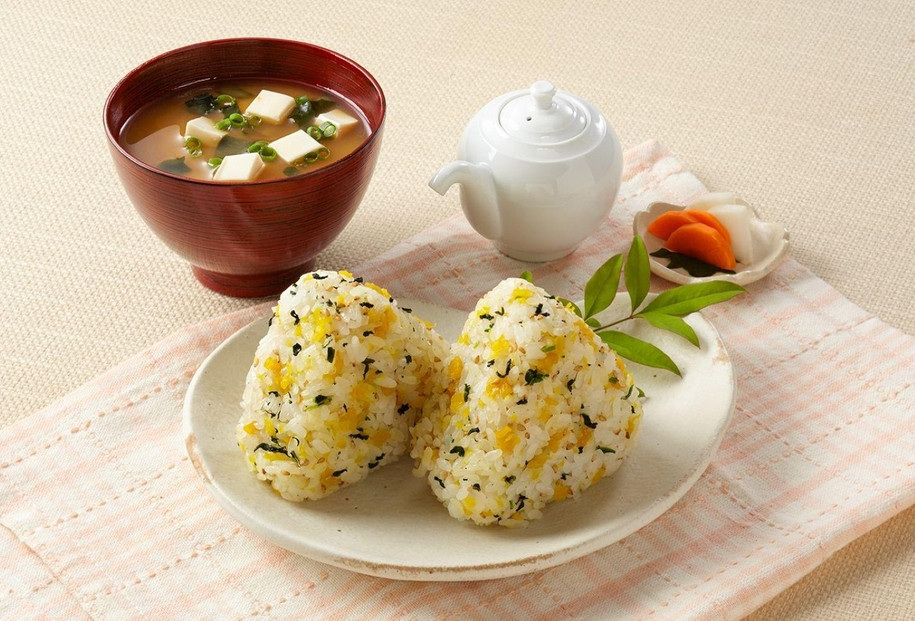 混ぜ込みきざみたくあん (30g×10袋) あったかごはんに混ぜるだけ 韓国おにぎりチュモッパ 風 御飯の素 井口食品 いのくち