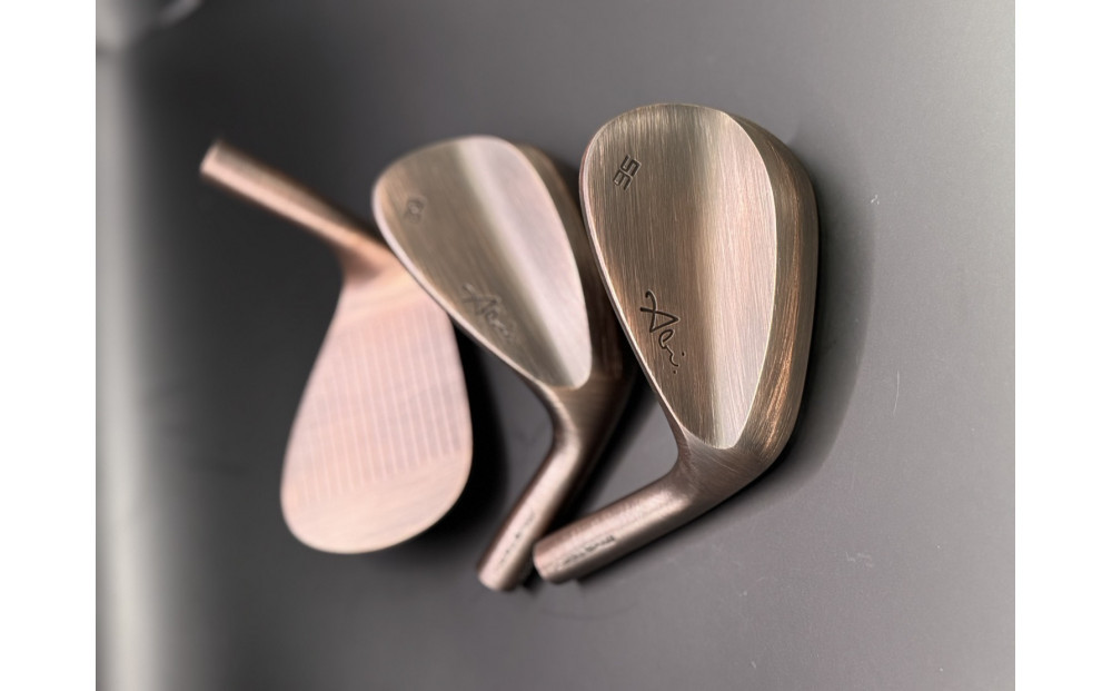 【福岡市】Abi Wedge 銅燻し54°　N.S.PRO MODUS3 WEDGE 105　女性クラフトマンの阿比留俊子　設計